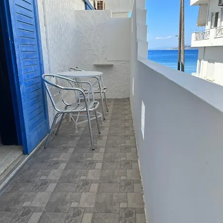 Aparthotel Lula Nea Styra