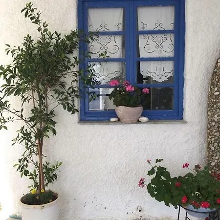 Hotel apartamentowy Lula Nea Styra