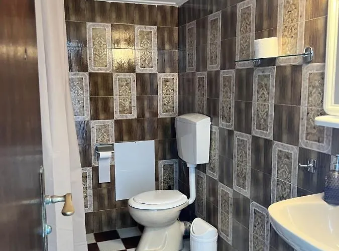 Lula Неа-Стира